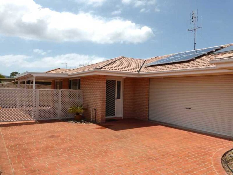 2/4 Lisa Place, Forster NSW 2428
