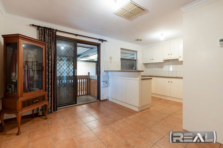 Photo - 24 Lobelia Road, Modbury North SA 5092 - Image 12