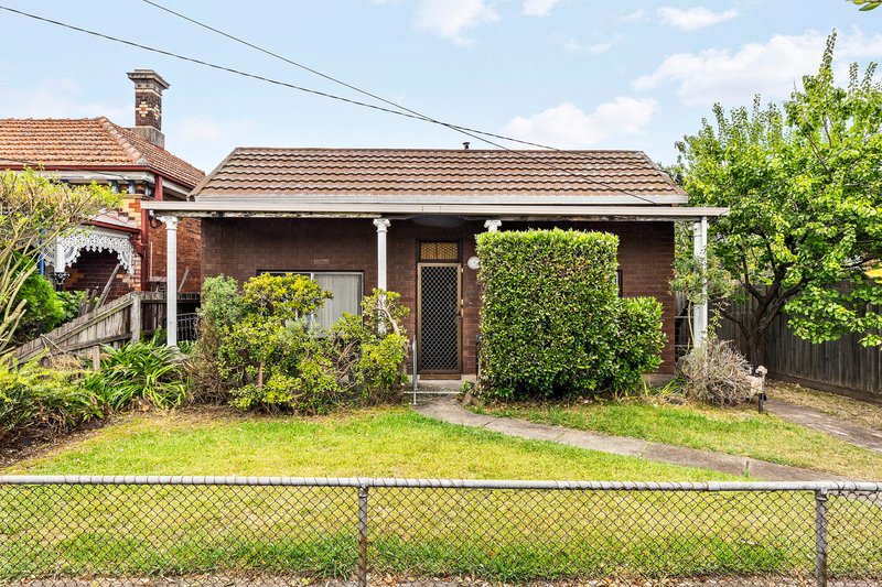 24 Loch Street, Coburg VIC 3058