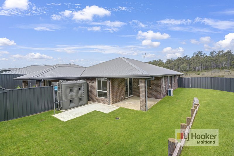 Photo - 24 Lochdon Drive, Farley NSW 2320 - Image 10