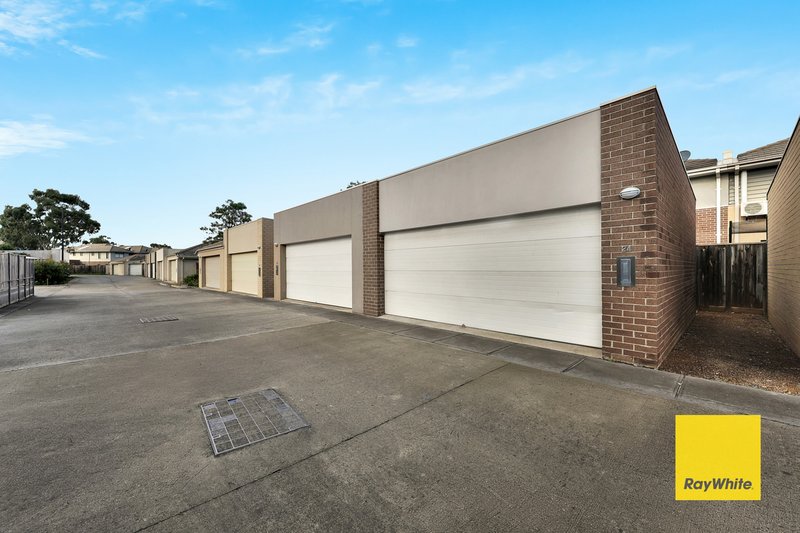 Photo - 24 Lucca Walk, Mernda VIC 3754 - Image 11