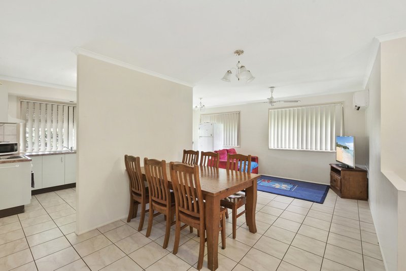 Photo - 24 Macarthur Crescent, Deception Bay QLD 4508 - Image 2