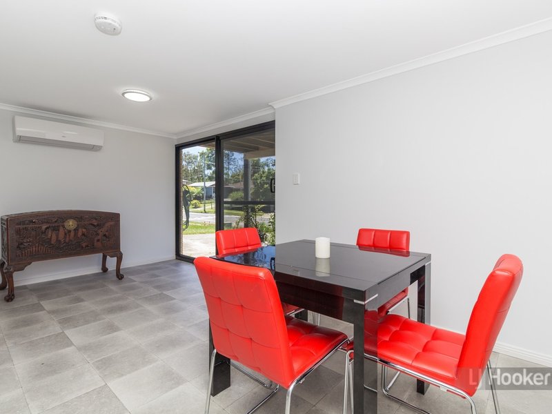 Photo - 24 Mackellar Drive, Boronia Heights QLD 4124 - Image 13