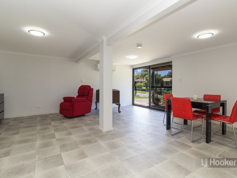 Photo - 24 Mackellar Drive, Boronia Heights QLD 4124 - Image 14