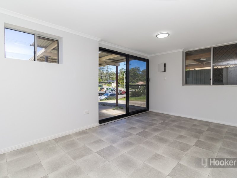 Photo - 24 Mackellar Drive, Boronia Heights QLD 4124 - Image 16