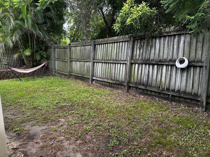 Photo - 24 Madasin Close, Arundel QLD 4214 - Image 14
