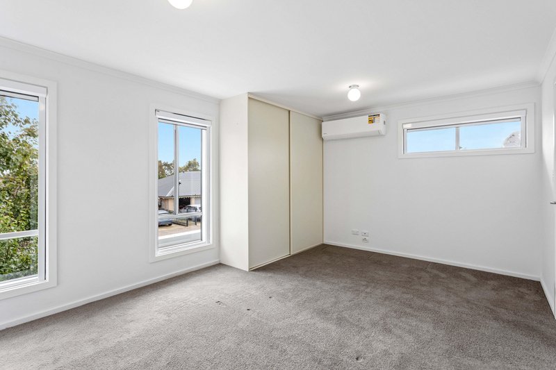 Photo - 24 Major Street, Munno Para SA 5115 - Image 3