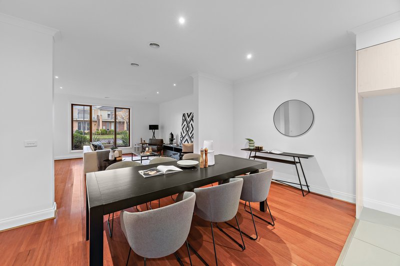 Photo - 24 Mareborne Street, Epping VIC 3076 - Image 5