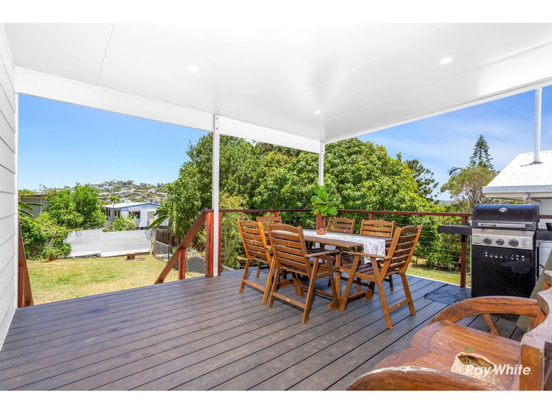 Photo - 24 Matthew Flinders Drive, Cooee Bay QLD 4703 - Image 10