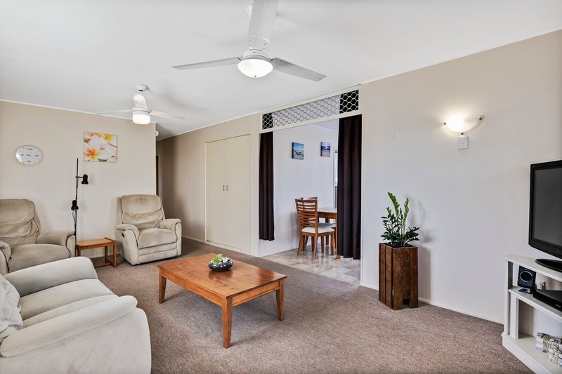 Photo - 24 Mavarra Street, Maroochydore QLD 4558 - Image 7