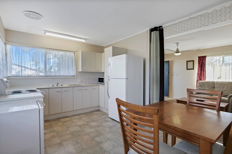 Photo - 24 Mavarra Street, Maroochydore QLD 4558 - Image 8