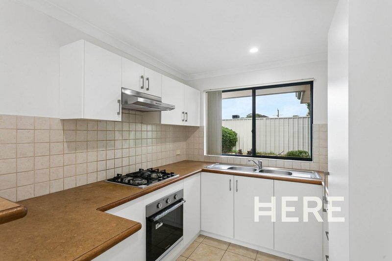 Photo - 2/4 May Drive, Nollamara WA 6061 - Image 8