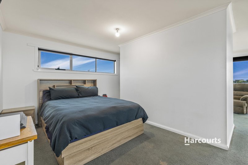 Photo - 24 Mcbride Street, Devonport TAS 7310 - Image 3