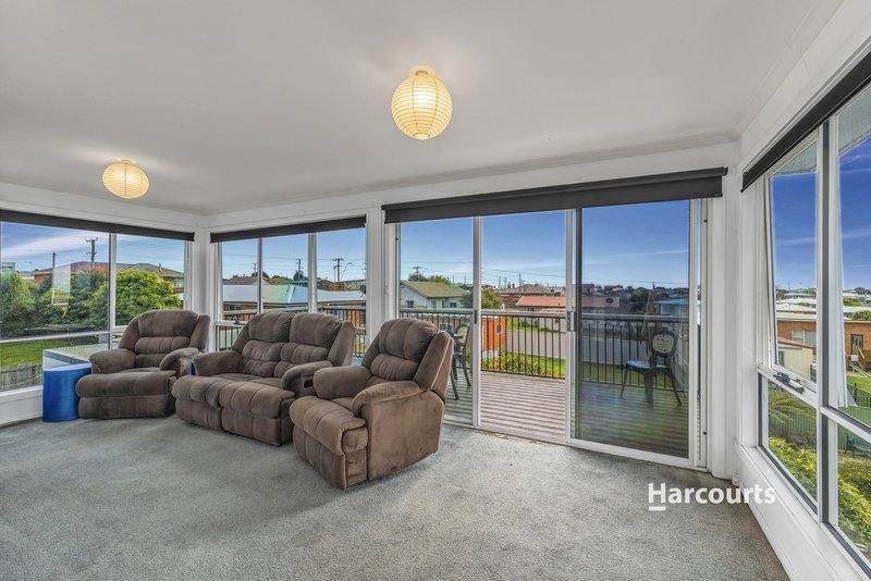 Photo - 24 Mcbride Street, Devonport TAS 7310 - Image 4