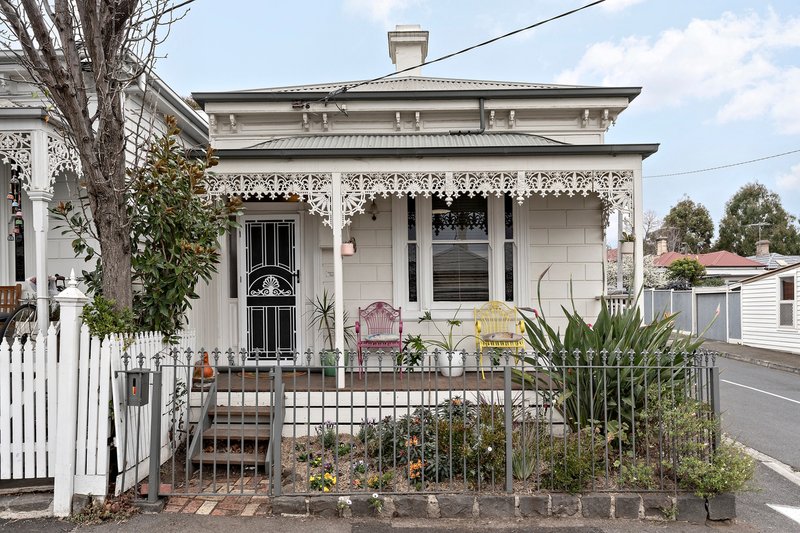 24 Mcconnell Street, Kensington VIC 3031