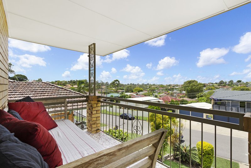 Photo - 24 Mccubbins Street, Everton Park QLD 4053 - Image 2