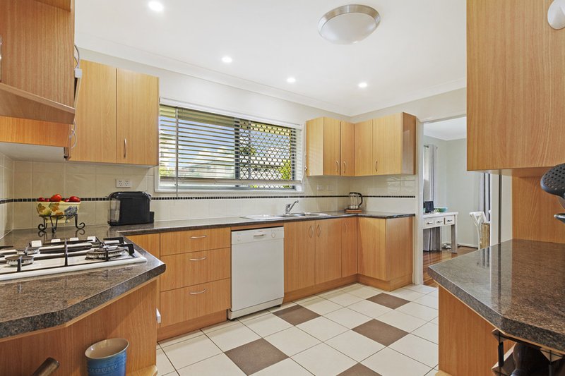 Photo - 24 Mccubbins Street, Everton Park QLD 4053 - Image 5