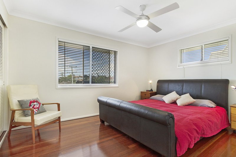 Photo - 24 Mccubbins Street, Everton Park QLD 4053 - Image 6