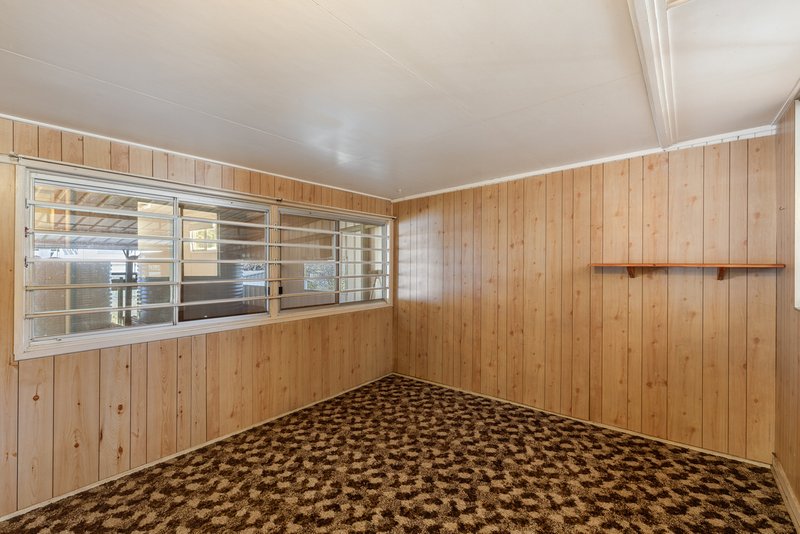 Photo - 24 Mcdowall Street, Newtown QLD 4350 - Image 10