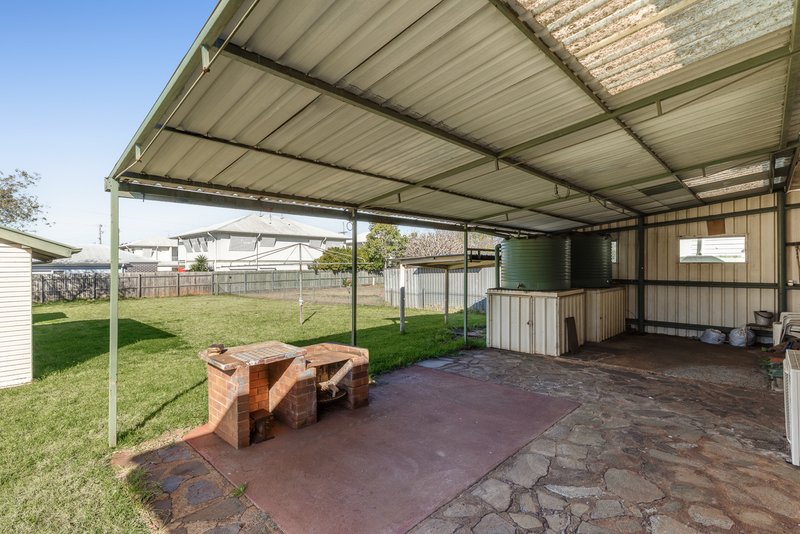 Photo - 24 Mcdowall Street, Newtown QLD 4350 - Image 13