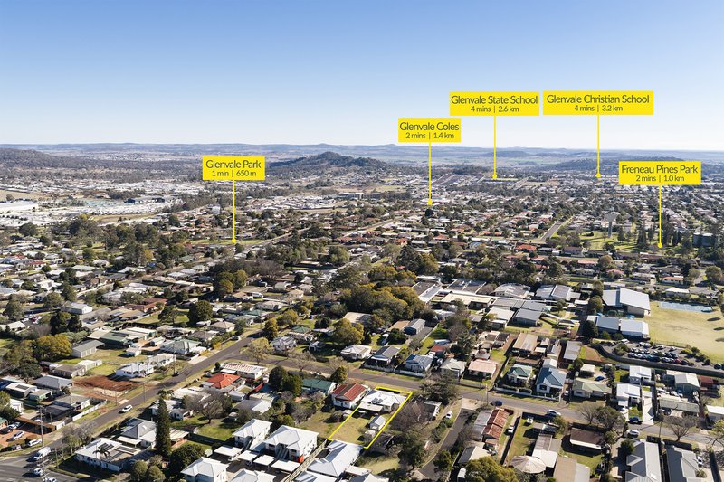 Photo - 24 Mcdowall Street, Newtown QLD 4350 - Image 15