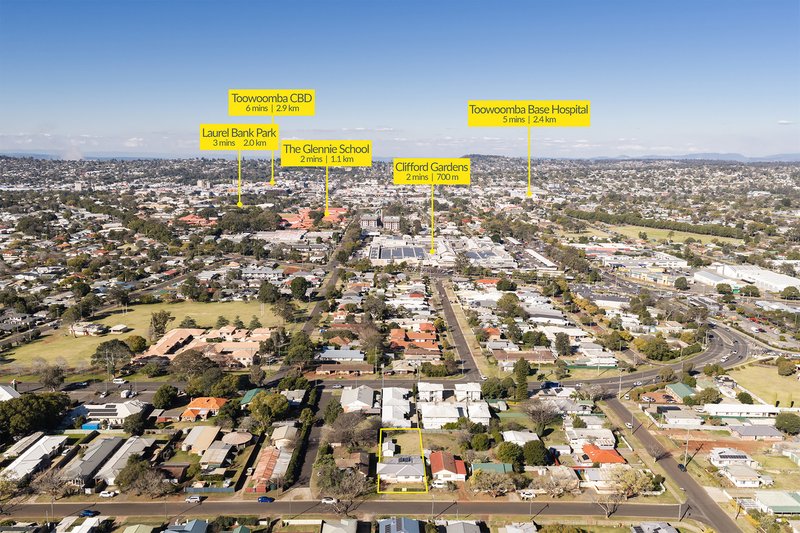 Photo - 24 Mcdowall Street, Newtown QLD 4350 - Image 17
