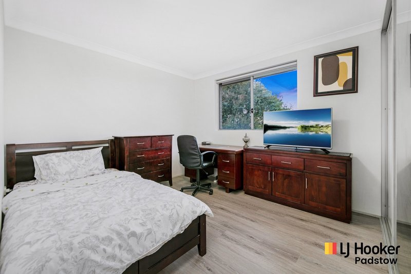 Photo - 24 Mcevoy Road, Padstow NSW 2211 - Image 5