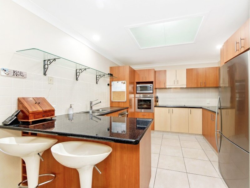 Photo - 24 Mclachlan Avenue, Mudgeeraba QLD 4213 - Image 4