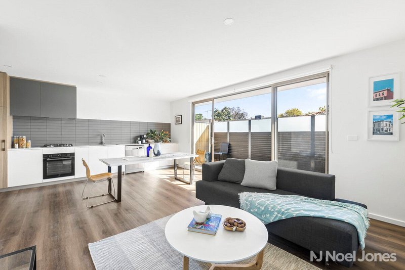 Photo - 24 Mclean Street, Brunswick West VIC 3055 - Image 6