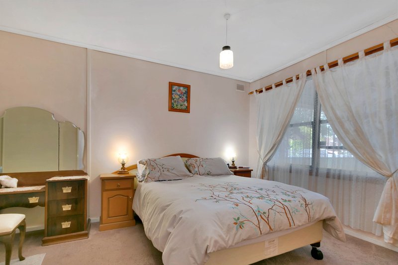 Photo - 24 Mclean Street, Elizabeth Park SA 5113 - Image 2