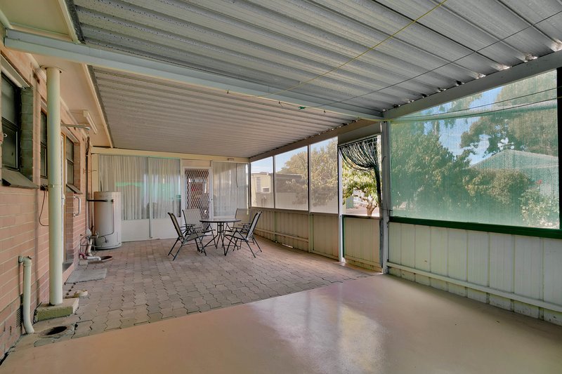 Photo - 24 Mclean Street, Elizabeth Park SA 5113 - Image 9