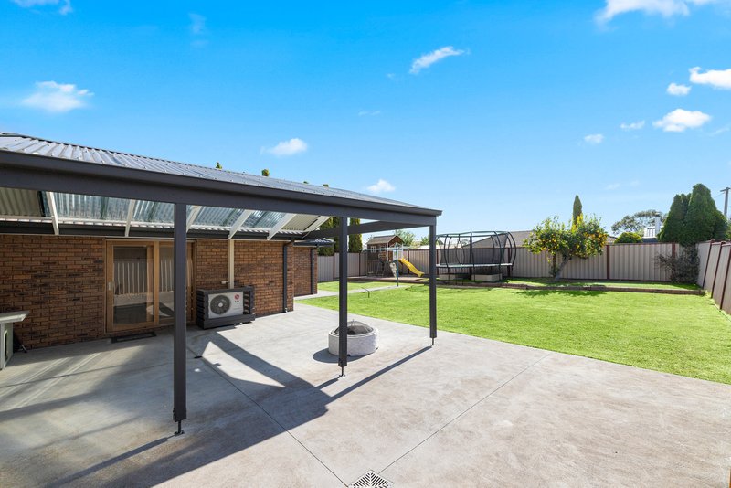 Photo - 24 Melaleuca Drive, Hoppers Crossing VIC 3029 - Image 12