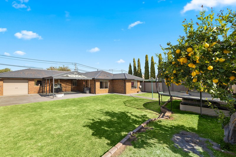 Photo - 24 Melaleuca Drive, Hoppers Crossing VIC 3029 - Image 13