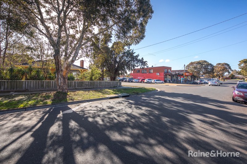 Photo - 24 Melba Avenue, Sunbury VIC 3429 - Image 14