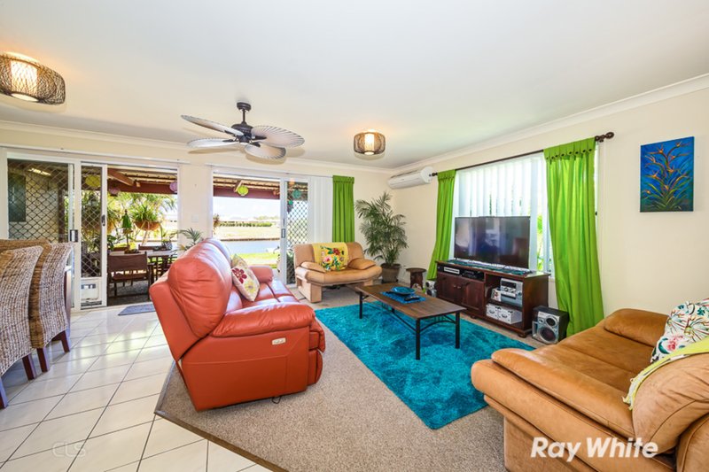 Photo - 2/4 Melia Street, Bongaree QLD 4507 - Image 3