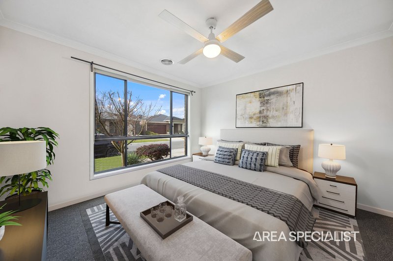 Photo - 24 Melville Road, Officer VIC 3809 - Image 4