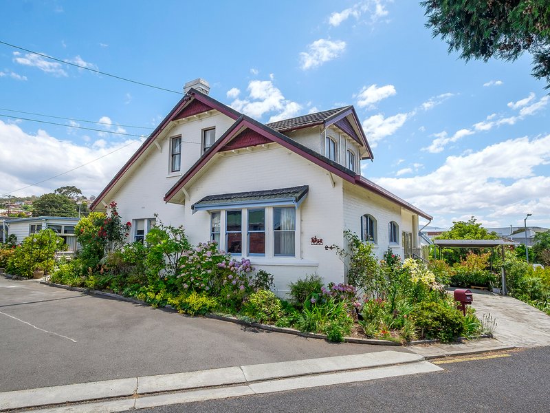 Photo - 24 Mercer Street, New Town TAS 7008 - Image 23