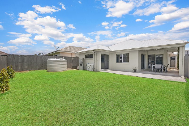 Photo - 24 Merion Crescent, North Lakes QLD 4509 - Image 16