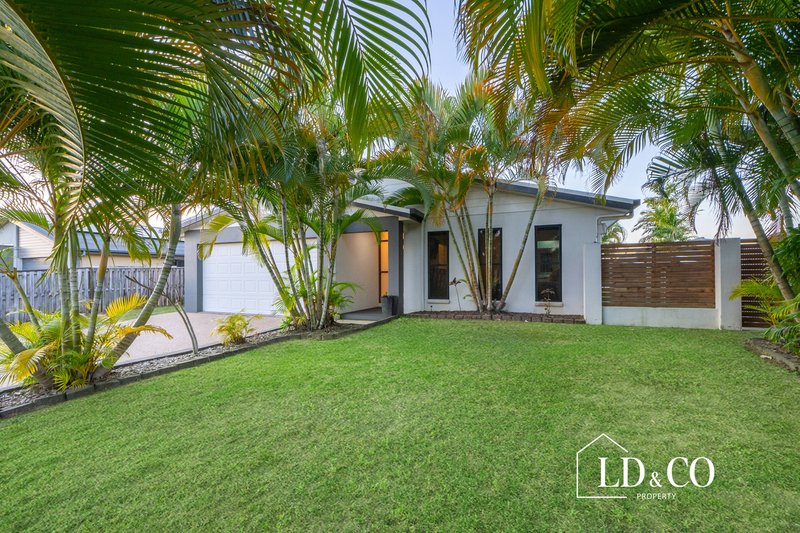 Photo - 24 Miami Terrace, Blacks Beach QLD 4740 - Image 2