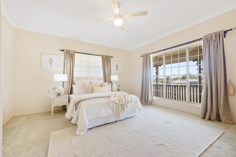 Photo - 24 Milford Court, Burpengary East QLD 4505 - Image 12