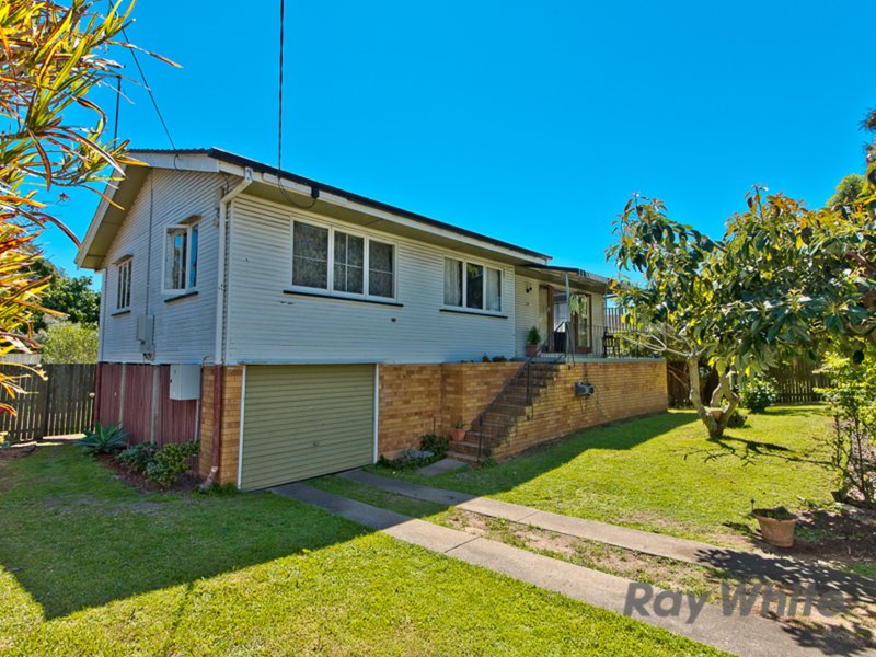 Photo - 24 Millcan Street, Wavell Heights QLD 4012 - Image 3