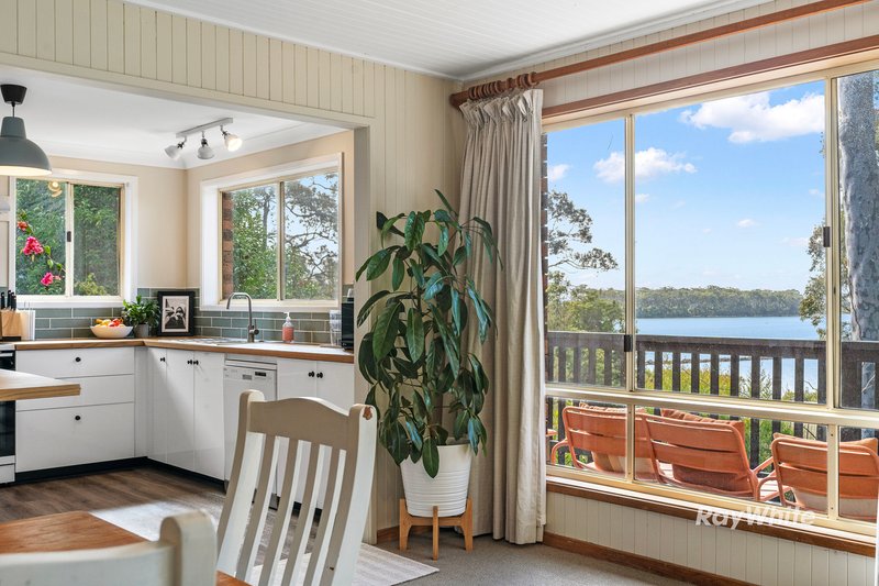 Photo - 24 Millers Crescent, Moruya Heads NSW 2537 - Image 9