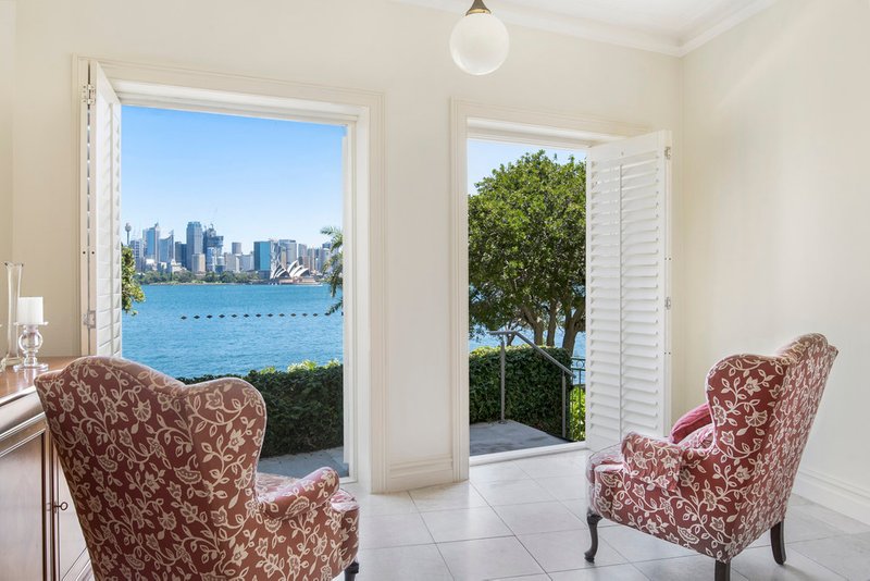 Photo - 2/4 Milson Road, Cremorne Point NSW 2090 - Image 3