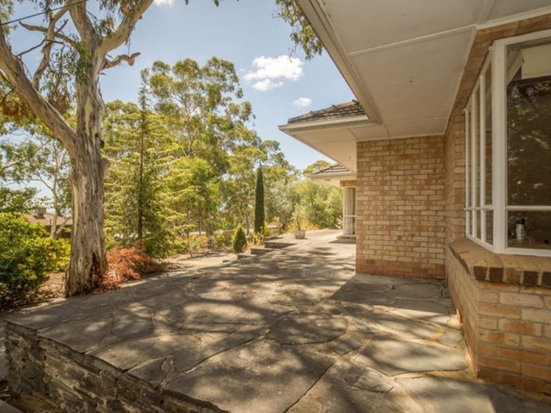 Photo - 24 Mingara Avenue, Stonyfell SA 5066 - Image 2