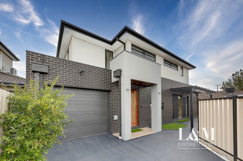 2/4 Mitchell Crescent, Meadow Heights VIC 3048