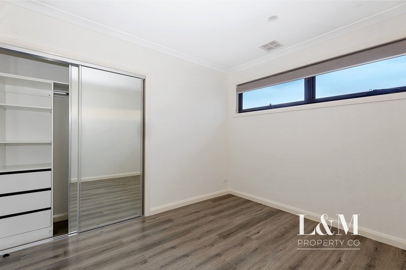 Photo - 2/4 Mitchell Crescent, Meadow Heights VIC 3048 - Image 6