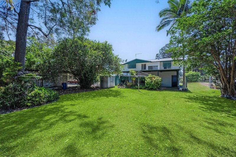 Photo - 24 Mitchell Street, Lawnton QLD 4501 - Image 2