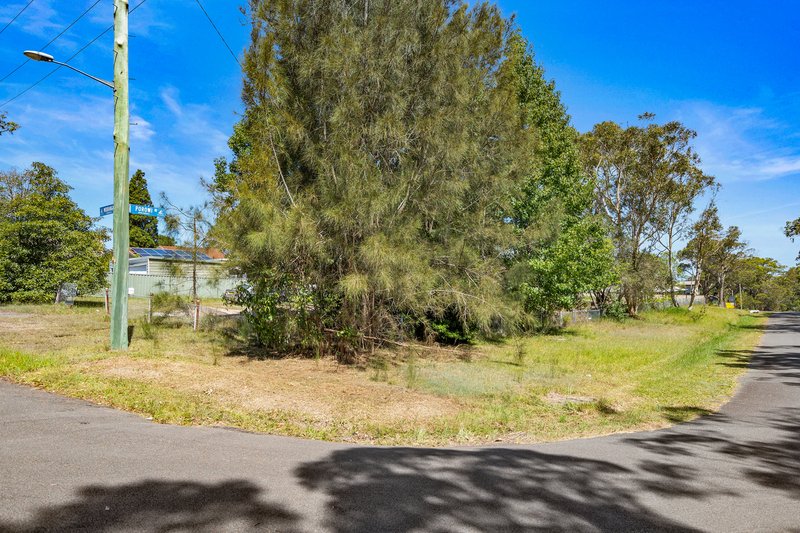 Photo - 24 Mooranga Road, Mirrabooka NSW 2264 - Image 6