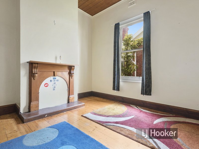 Photo - 24 Moore Street, Wynyard TAS 7325 - Image 11