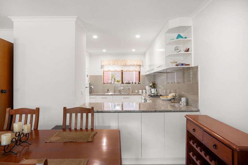 Photo - 2/4 Moorea Court, West Lakes SA 5021 - Image 7
